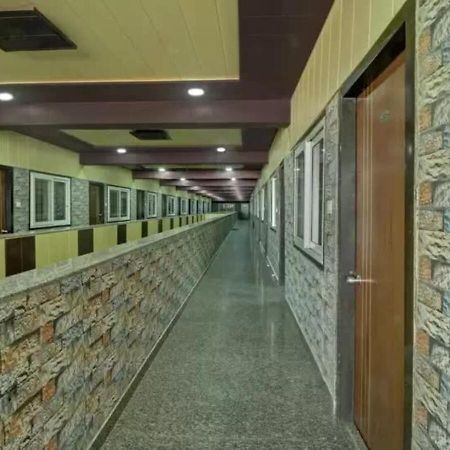 Hotel Santoshi Hometel Raichur Kültér fotó