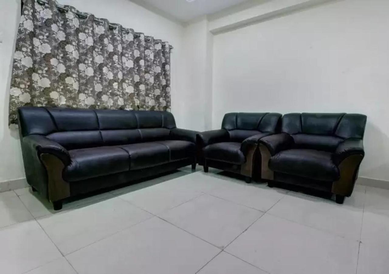 Hotel Santoshi Hometel Raichur Kültér fotó